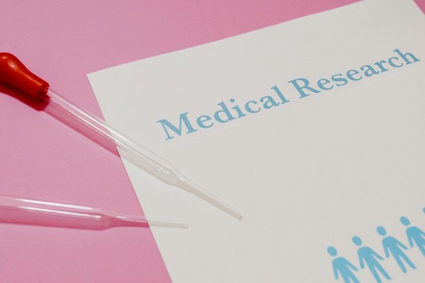 Révolutions Modernes dans la Lutte contre les Maladies Infectieuses : Innovations et Stratégies Émergentes